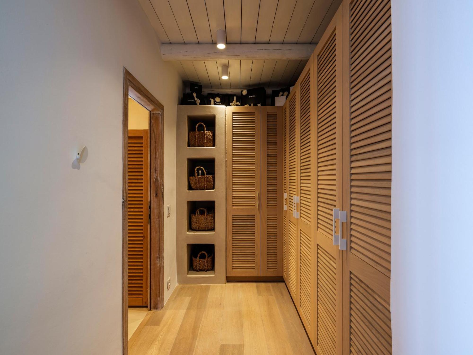 V&V Guest House - Luxury Suites オルノス エクステリア 写真