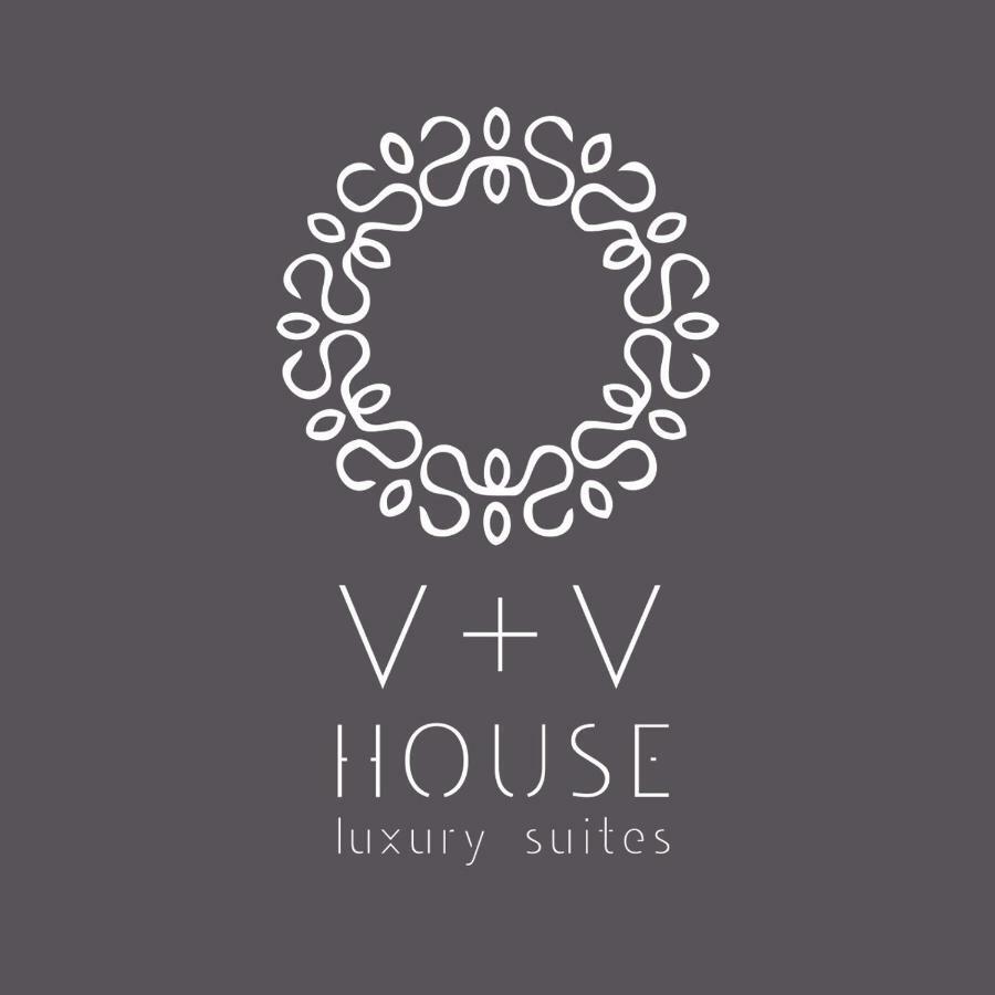 V&V Guest House - Luxury Suites オルノス エクステリア 写真